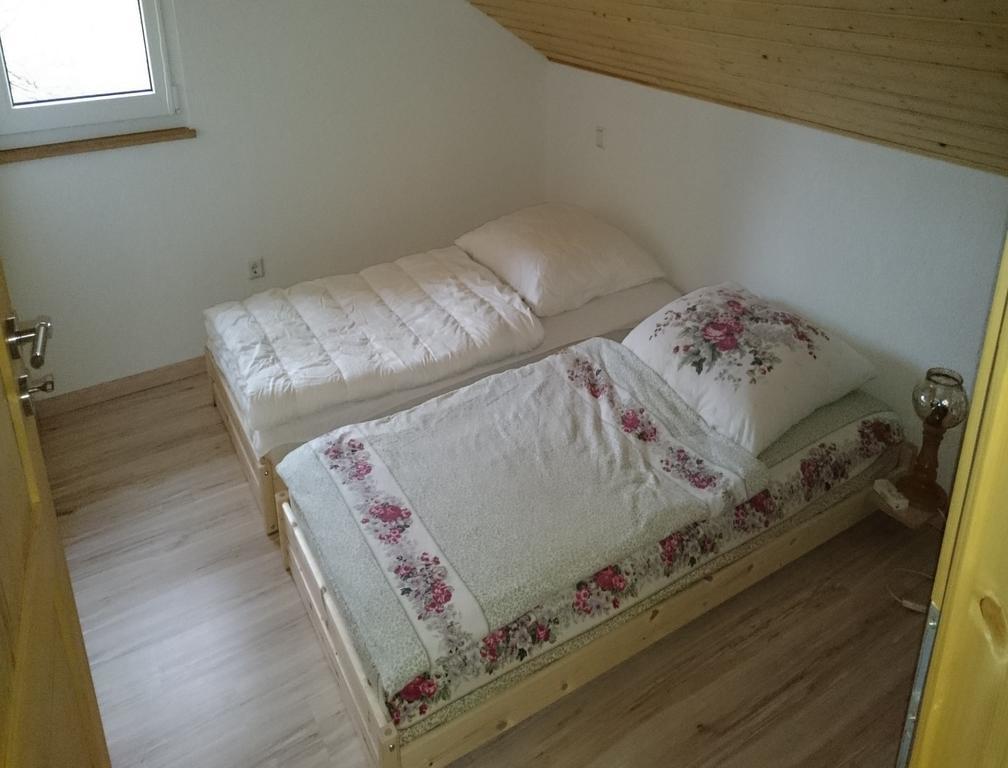 Feriendorf "Am Forsthaus" Mosbach Mosbach  Екстериор снимка