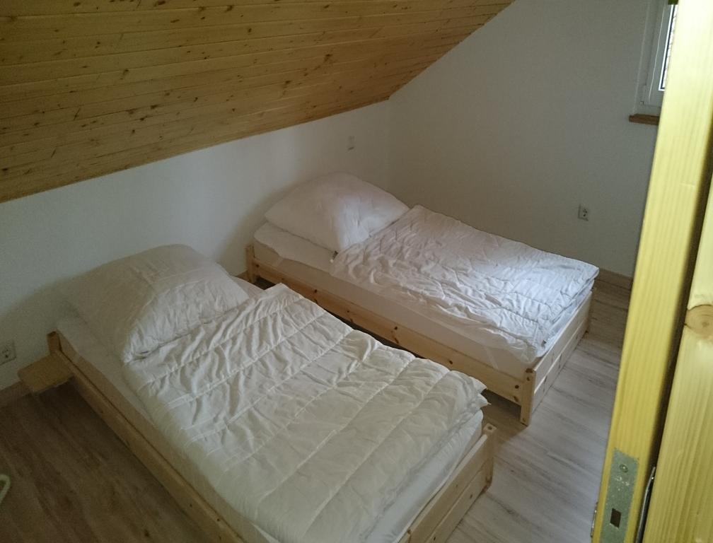 Feriendorf "Am Forsthaus" Mosbach Mosbach  Екстериор снимка