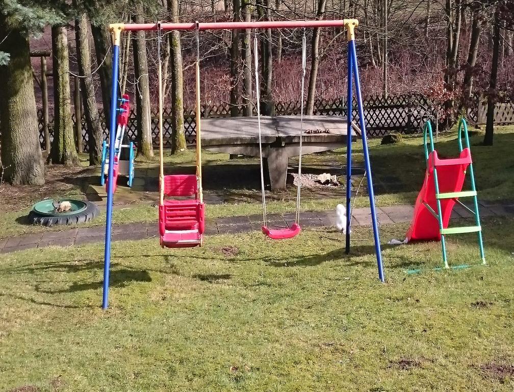Feriendorf "Am Forsthaus" Mosbach Mosbach  Екстериор снимка
